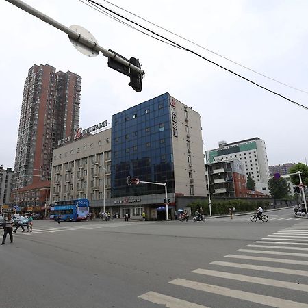 Jinjiang Inn - Wuhan Ziyang Road Экстерьер фото