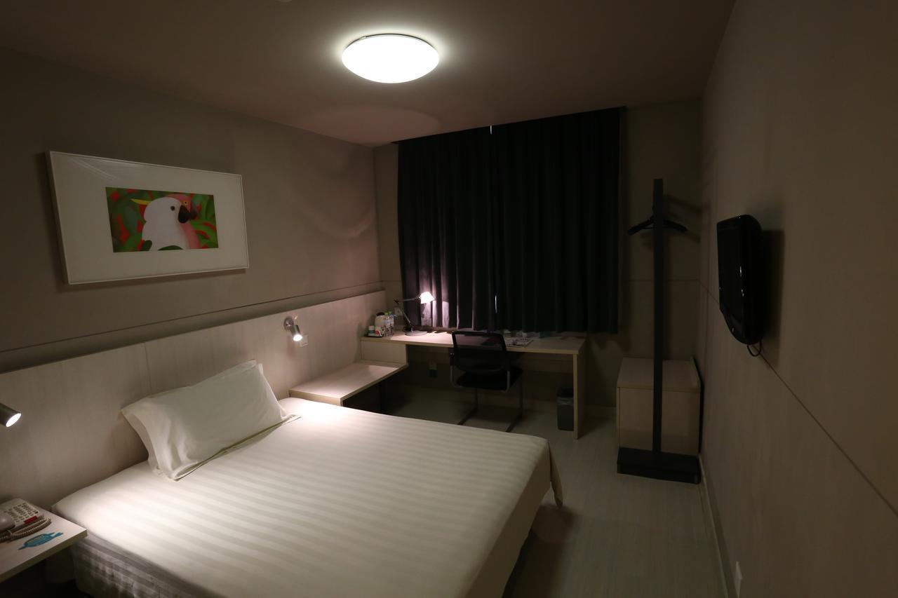Jinjiang Inn - Wuhan Ziyang Road Экстерьер фото